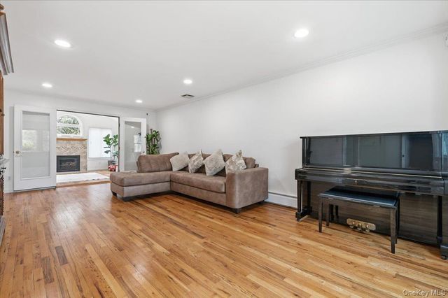 112 Village Hill Drive, Dix Hills, NY 11746