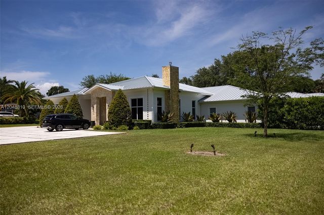 9805 sw 90th ave, Kendall, FL 33176