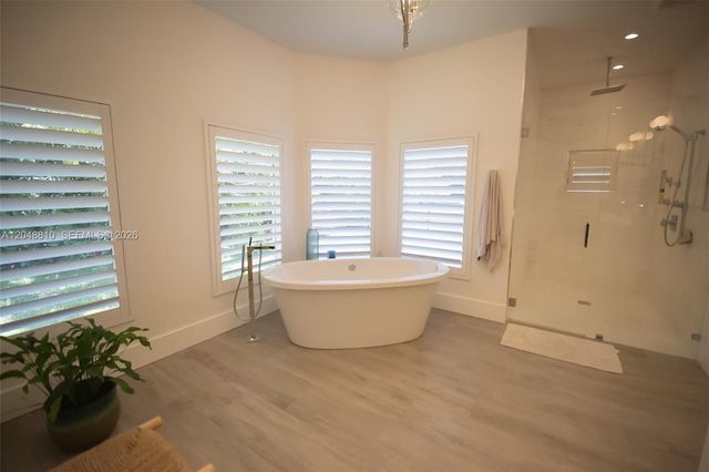 9805 sw 90th ave, Kendall, FL 33176