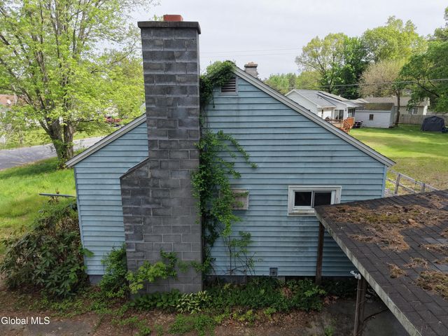 18 Park Drive, South Glens Falls, NY 12803