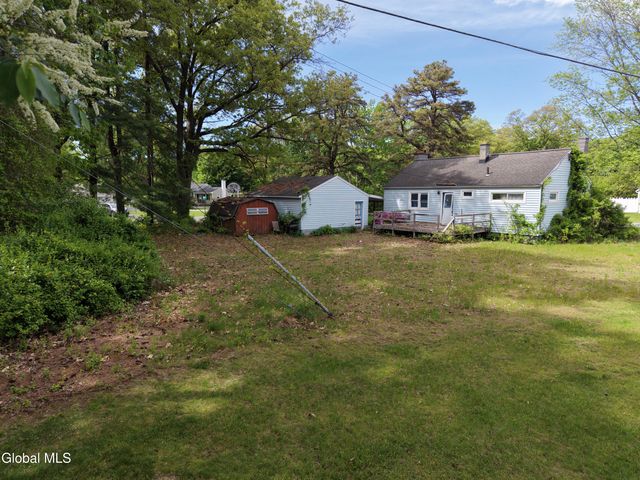 18 Park Drive, South Glens Falls, NY 12803
