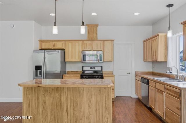 1135 W Angel Circle, Palmer, AK 99645