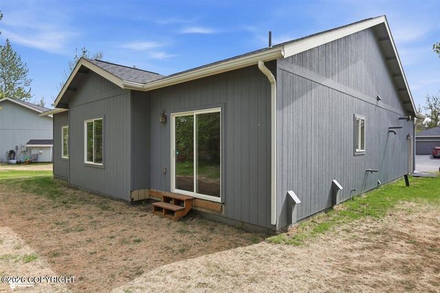 1135 W Angel Circle, Palmer, AK 99645