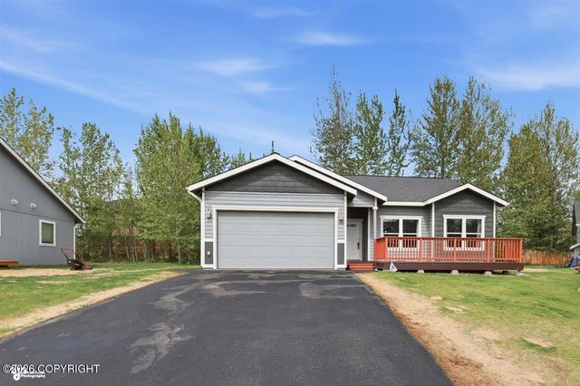 1135 W Angel Circle, Palmer, AK 99645