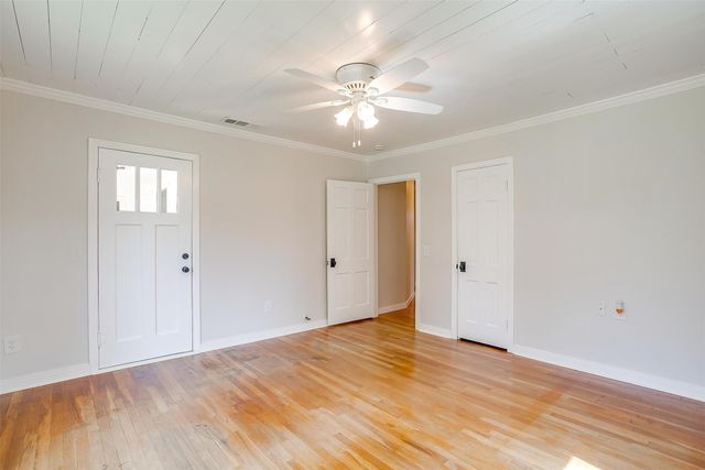 612 W Bluff, Granbury, TX 76048