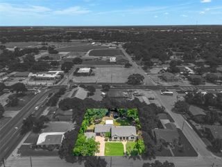 612 W Bluff, Granbury, TX 76048