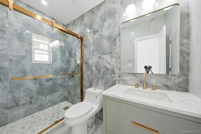 90-28 212th Street, Queens Village, NY 11428