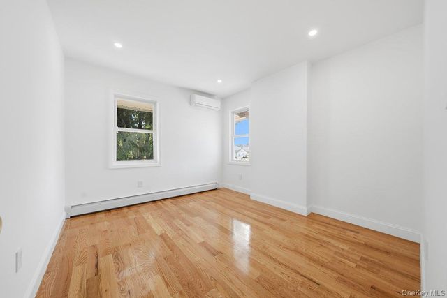 90-28 212th Street, Queens Village, NY 11428