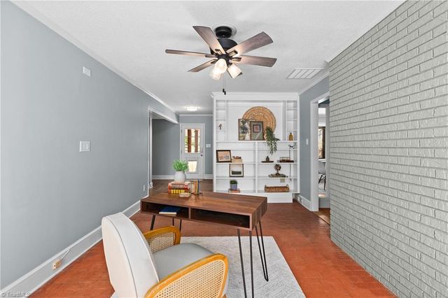 159 Maitland Court, Clemmons, NC 27012