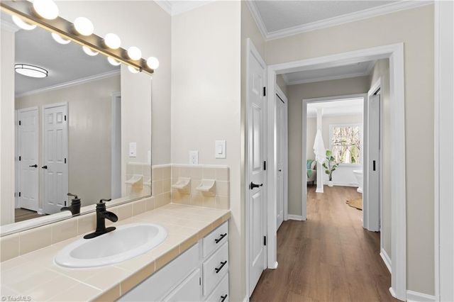 159 Maitland Court, Clemmons, NC 27012