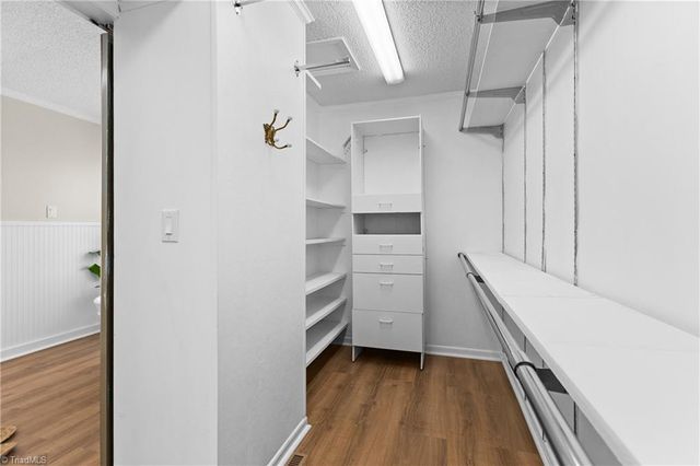 159 Maitland Court, Clemmons, NC 27012