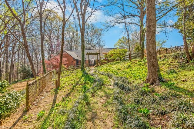 159 Maitland Court, Clemmons, NC 27012