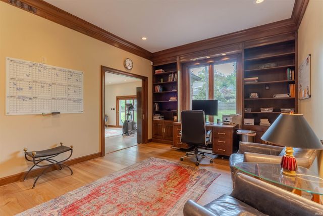801 Wiltshire Drive, Evansville, IN 47715