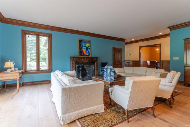 801 Wiltshire Drive, Evansville, IN 47715
