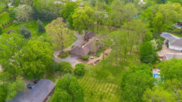 801 Wiltshire Drive, Evansville, IN 47715