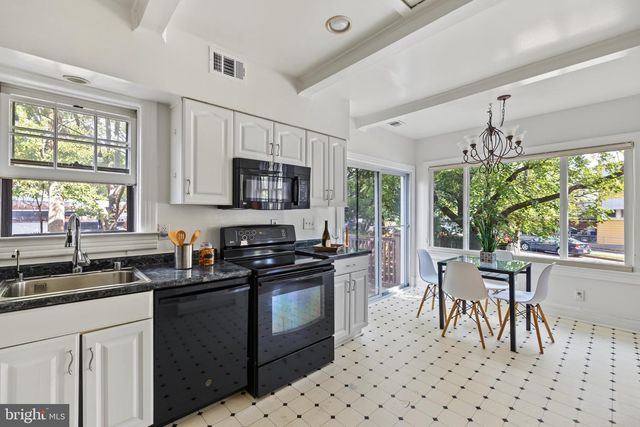 1526 POTOMAC AVE SE, Washington, DC 20003