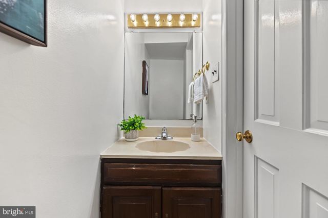 1526 POTOMAC AVE SE, Washington, DC 20003