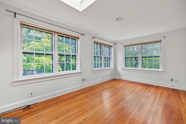 1526 POTOMAC AVE SE, Washington, DC 20003