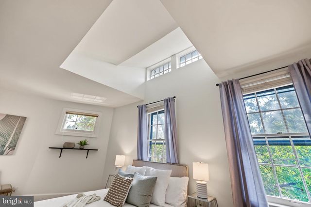 1526 POTOMAC AVE SE, Washington, DC 20003