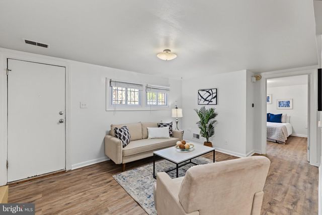 1526 POTOMAC AVE SE, Washington, DC 20003