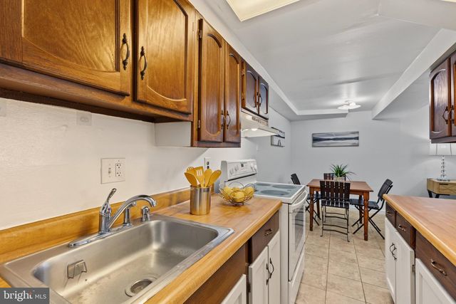 1526 POTOMAC AVE SE, Washington, DC 20003