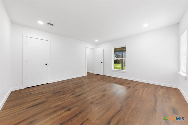 209 W Arlo Road, Harker Heights, TX 76548