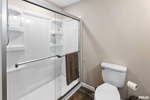 416 S MAPLE Street, Salem, IL 62881