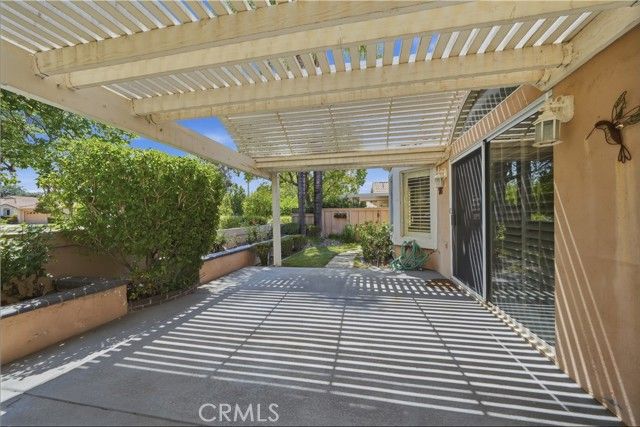 40512 Via Amapola, Murrieta, CA 92562