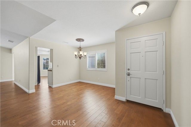 40512 Via Amapola, Murrieta, CA 92562