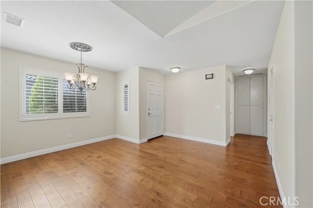 40512 Via Amapola, Murrieta, CA 92562