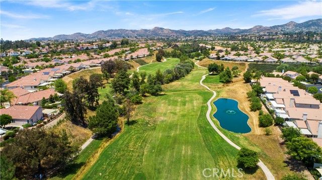 40512 Via Amapola, Murrieta, CA 92562