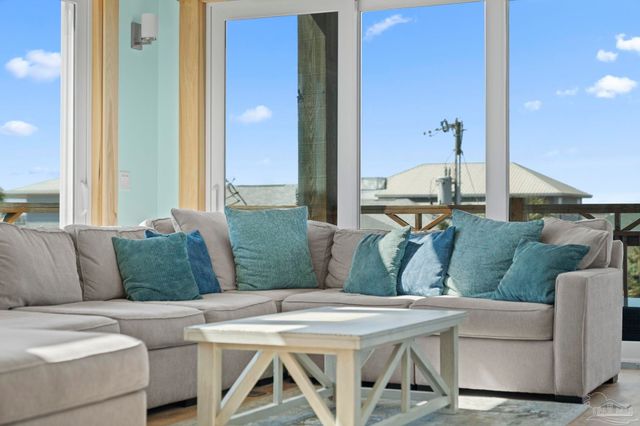 800 Via Deluna Dr, Pensacola Beach, FL 32561