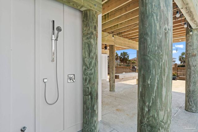 800 Via Deluna Dr, Pensacola Beach, FL 32561