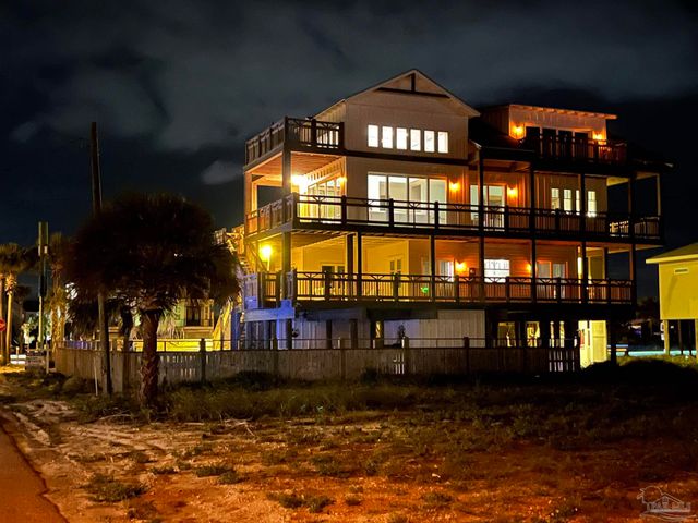 800 Via Deluna Dr, Pensacola Beach, FL 32561