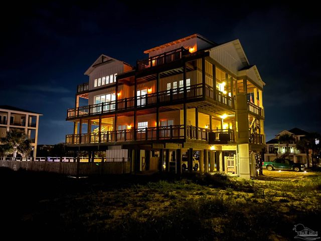 800 Via Deluna Dr, Pensacola Beach, FL 32561