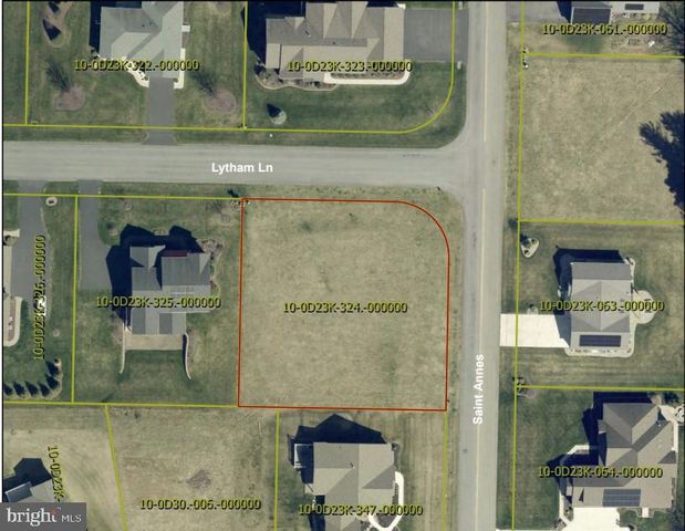 6852 LYTHAM LN, Fayetteville, PA 17222