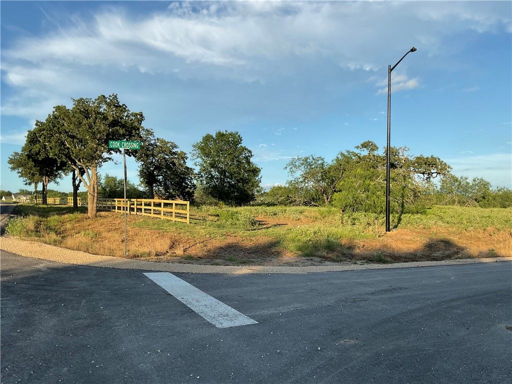 10701 Cook Crossing, College Station, TX 77845 — photo 2