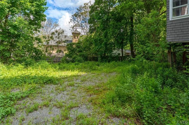 303 Highland Avenue, Syracuse, NY 13203