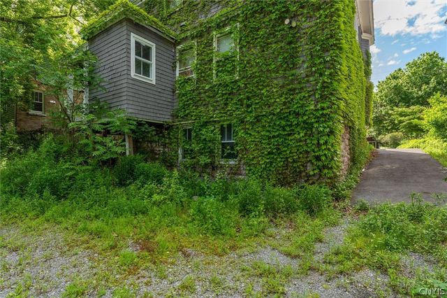 303 Highland Avenue, Syracuse, NY 13203