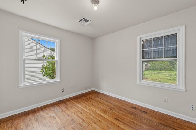 2531 S Washington Ave, Wichita, KS 67216