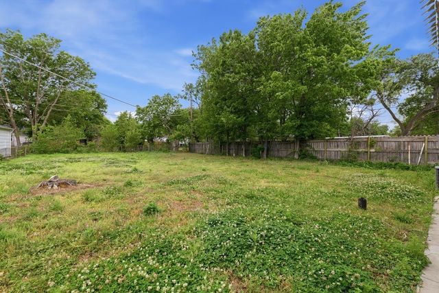 2531 S Washington Ave, Wichita, KS 67216