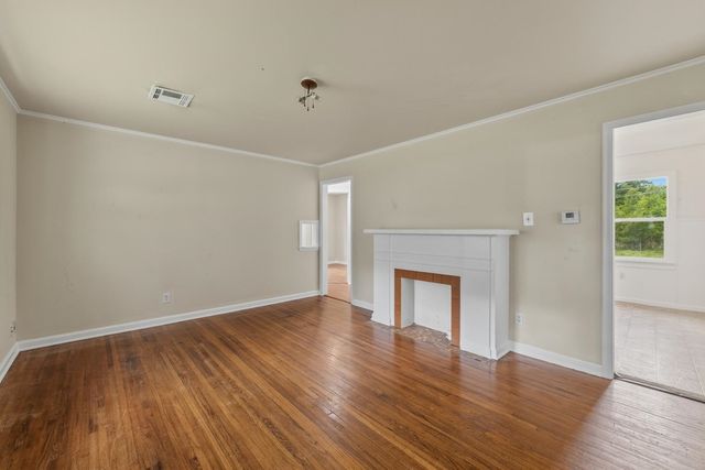 2531 S Washington Ave, Wichita, KS 67216