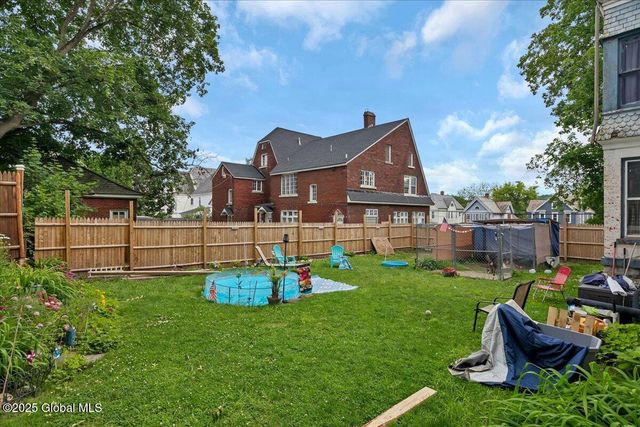 253 Guy Park Avenue, Amsterdam, NY 12010