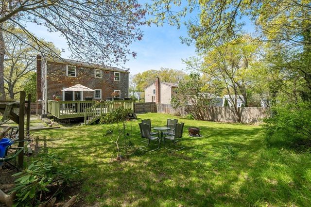 64 Winthrop Rd, Plymouth, MA 02360