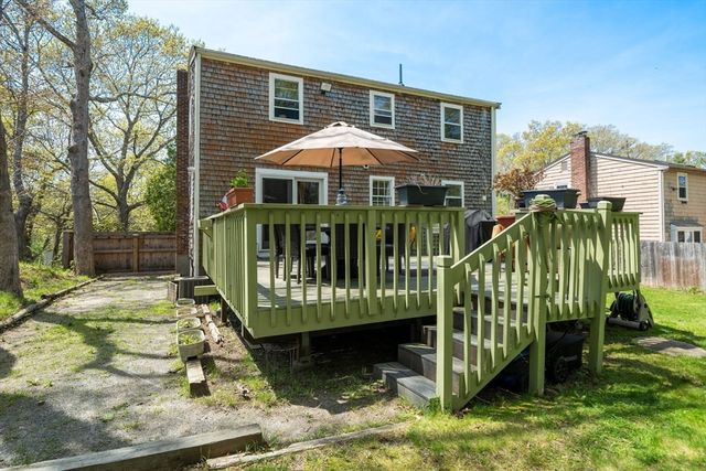 64 Winthrop Rd, Plymouth, MA 02360