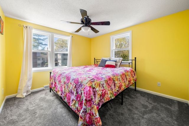 64 Winthrop Rd, Plymouth, MA 02360