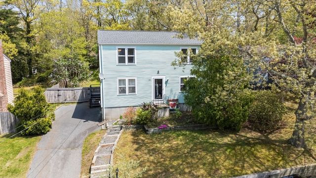 64 Winthrop Rd, Plymouth, MA 02360