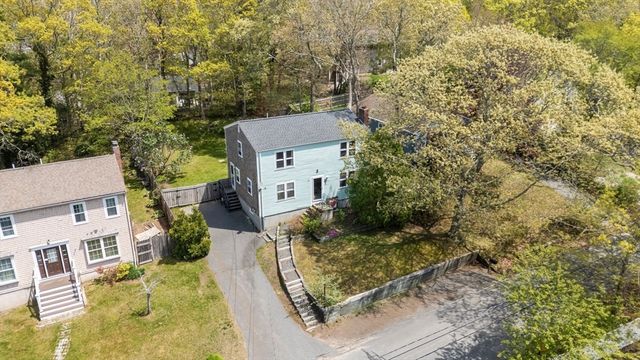 64 Winthrop Rd, Plymouth, MA 02360