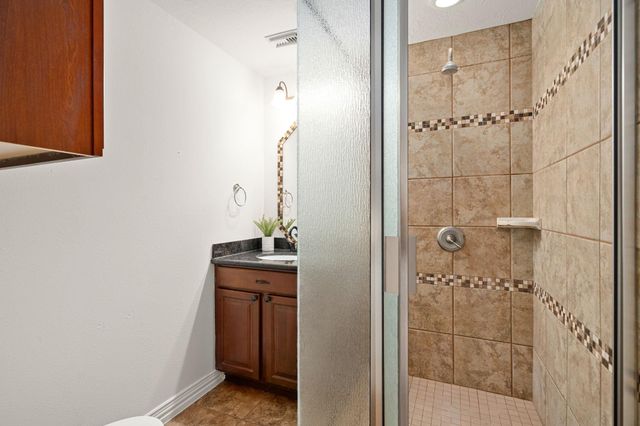 5535 N Tidewater Drive, Houston, TX 77085