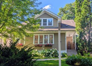 2048 Portland Avenue, Saint Paul, MN 55104